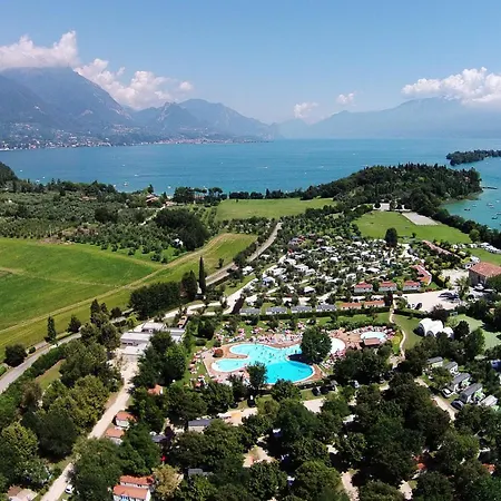 Campeggio Fornella Camping&wellness Family *