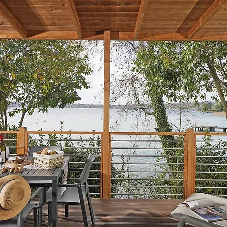 Kamp alanı Fornella & Wellness Family *
